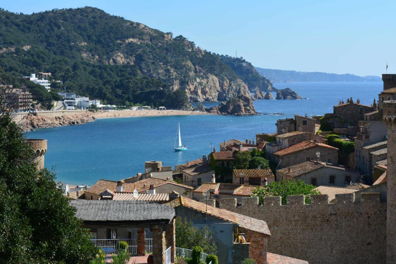 Pr 39 Terraza Y Piscina * Tossa de Mar